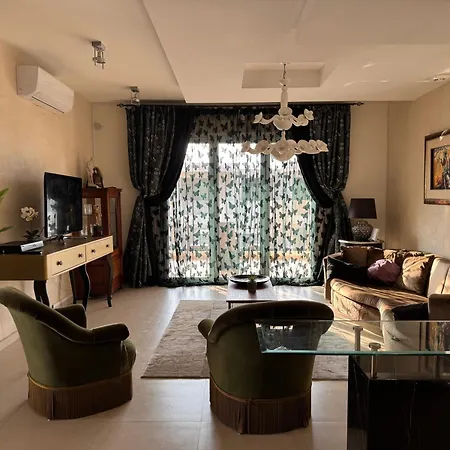 Huge Penthouse With Private Pool Apartment Paphos Exterior photo