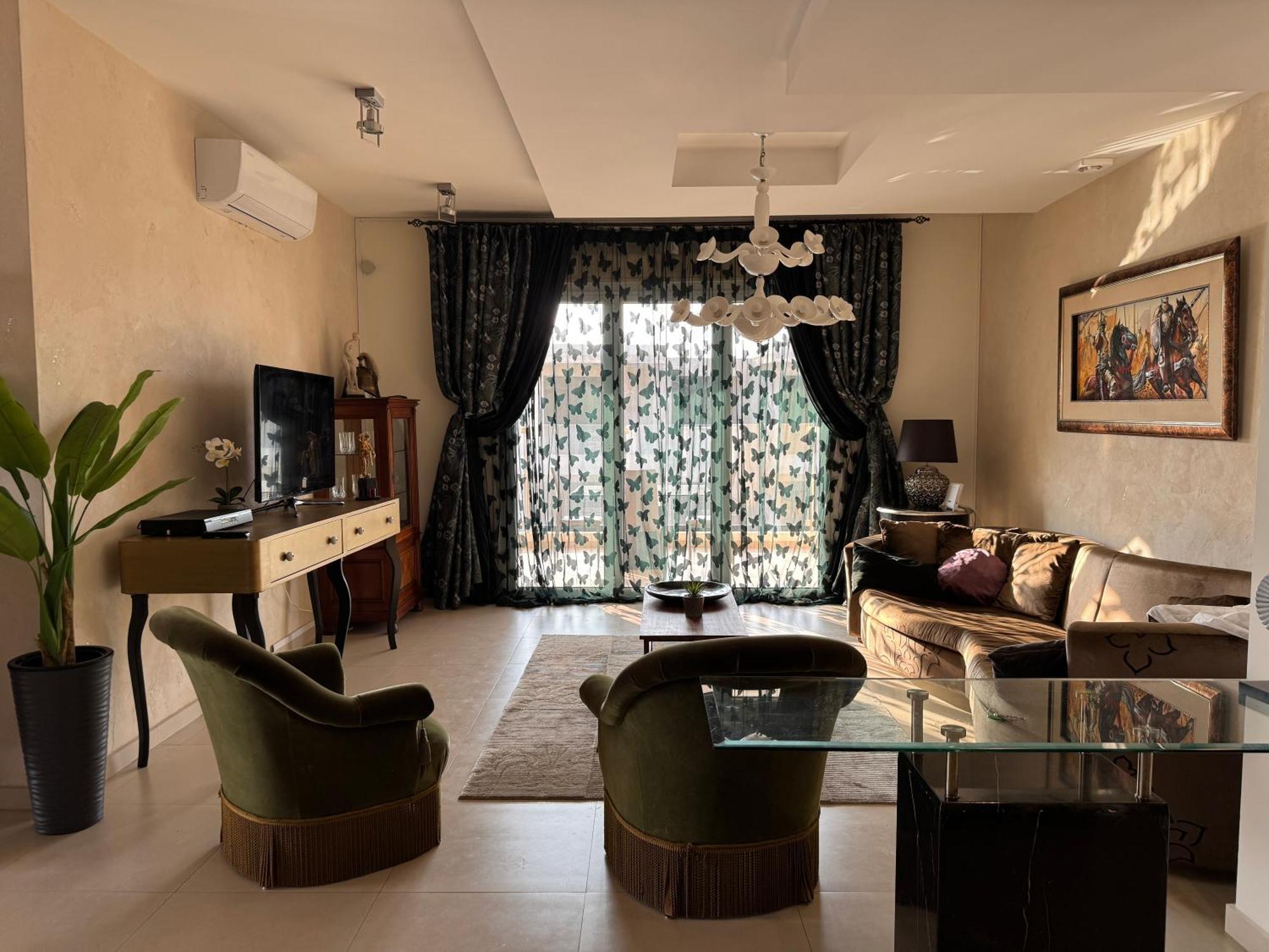 Huge Penthouse With Private Pool Appartement Paphos